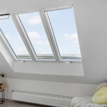 2 Bedroom Amazing In Holiday home