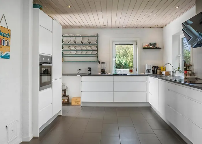 2 Bedroom Amazing In Thyholm