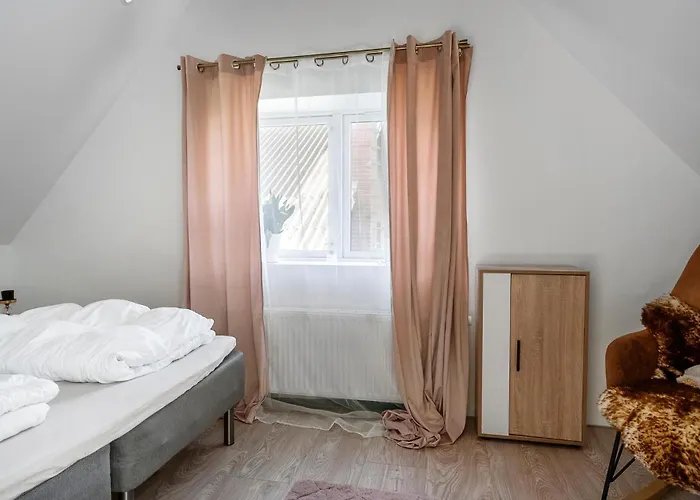 2 Bedroom Amazing In Thyholm